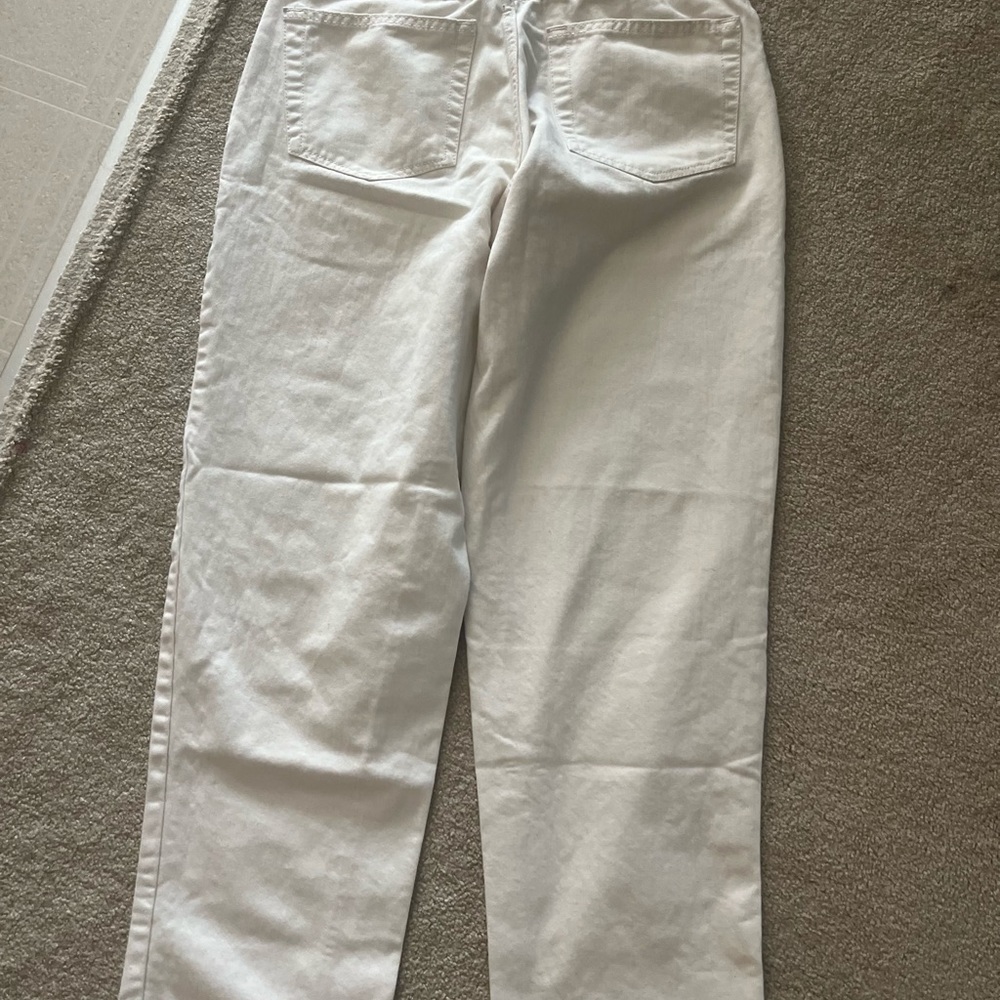 Land’s End Relaxed Fit Denim Size 31